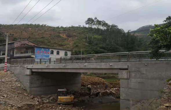 興義市農村公路(lù)危橋改造項目滄江鄉咯啥橋、威舍鎮下德赫岔河小橋、白(bái)碗窯鎮甲馬石小橋